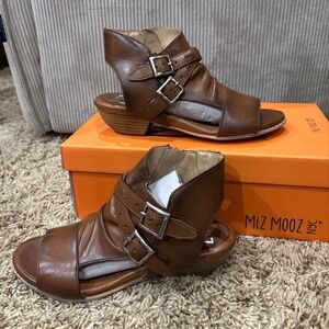 Miz Mooz Womens Cassius Brown Shoes (NWT) Size 6